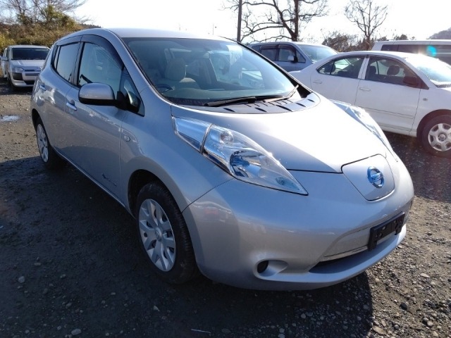 2013 NISSAN LEAF